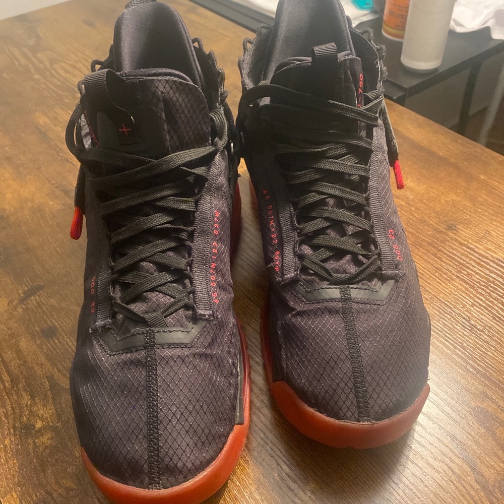 2019
Jordan Proto Max 720 'Bred'